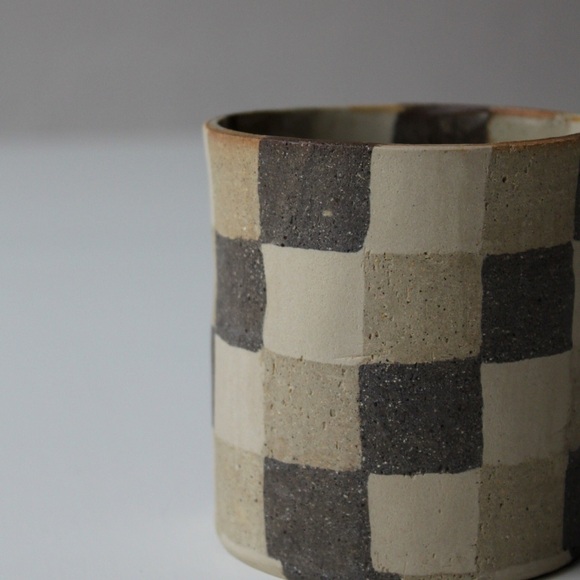Checkered Pot / Ceramic Container (NEW) - Picture 3 of 5